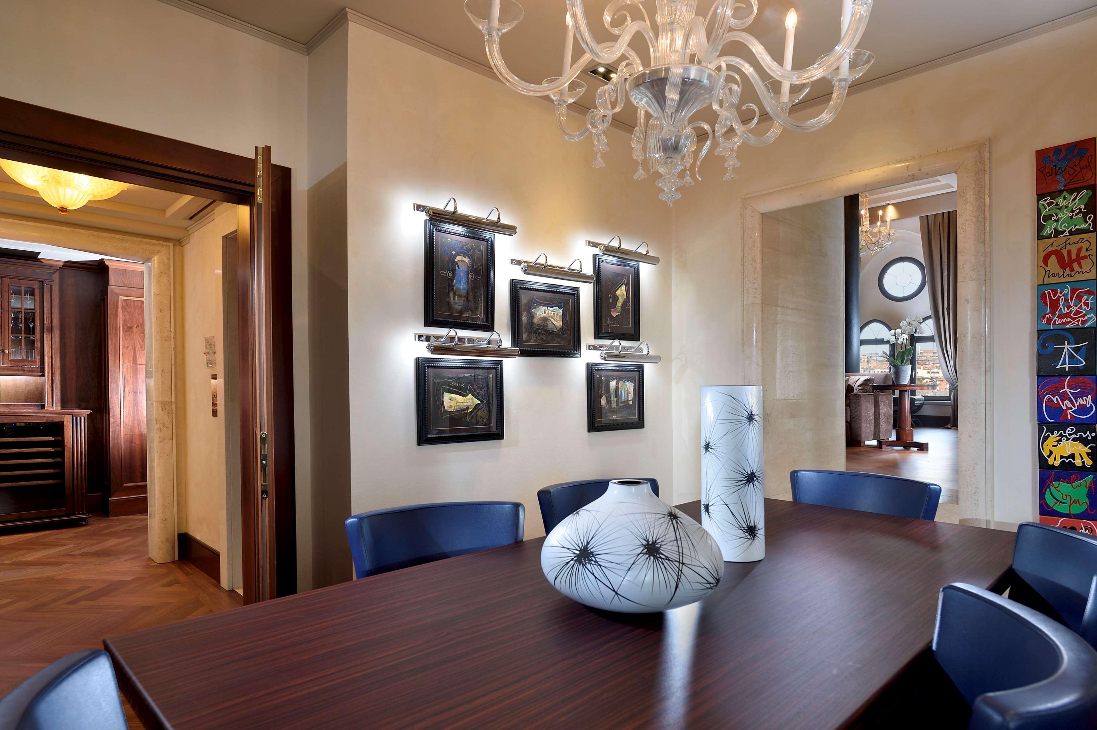 Hilton Molino Stucky Venezia Esterno foto The interior of the suite