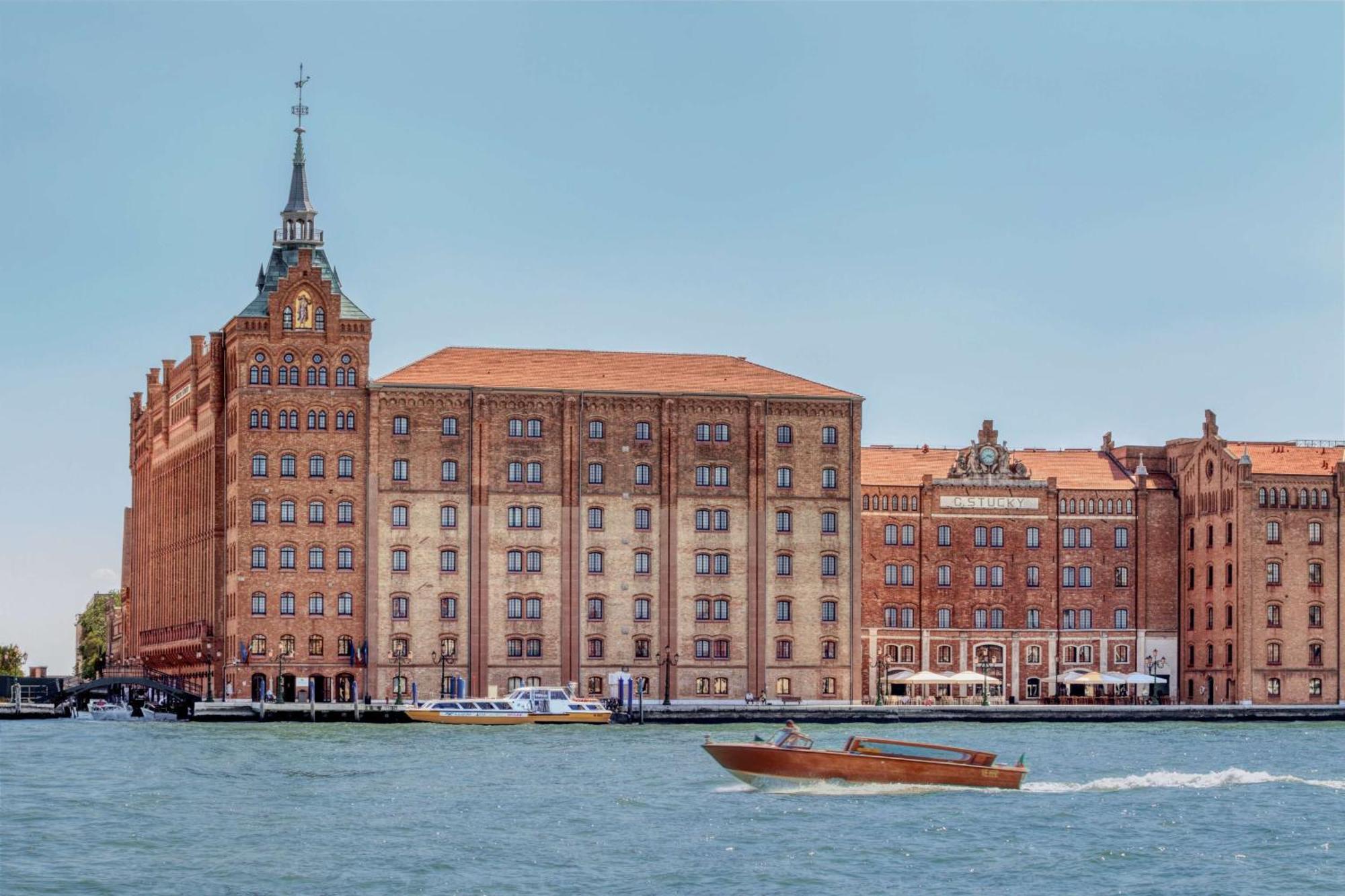 Hilton Molino Stucky Venezia Esterno foto The Granary, part of the Old Town