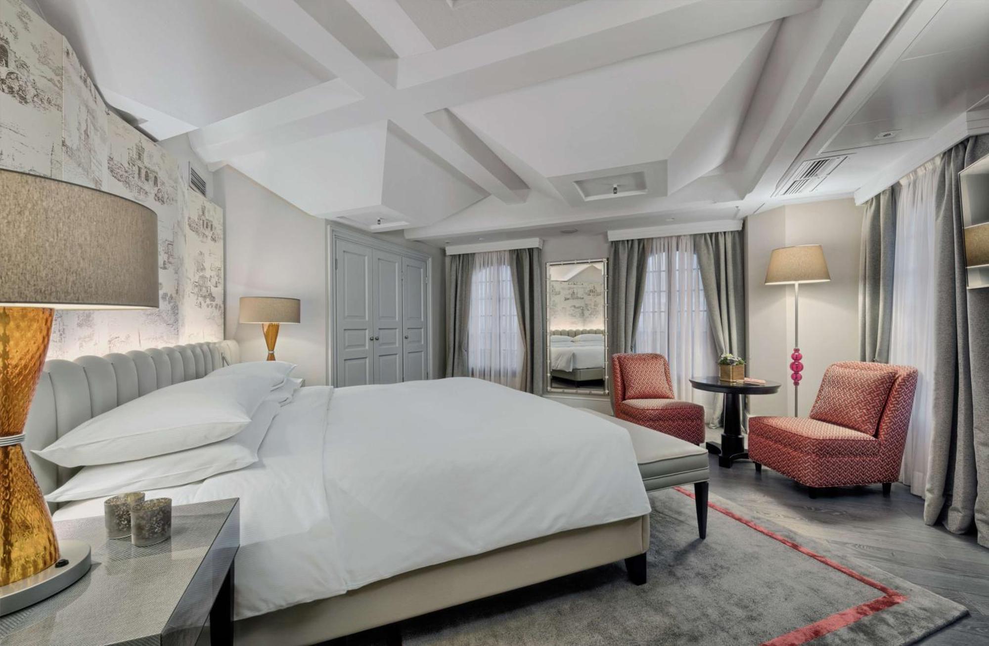 Hilton Molino Stucky Venezia Esterno foto A bedroom at the hotel