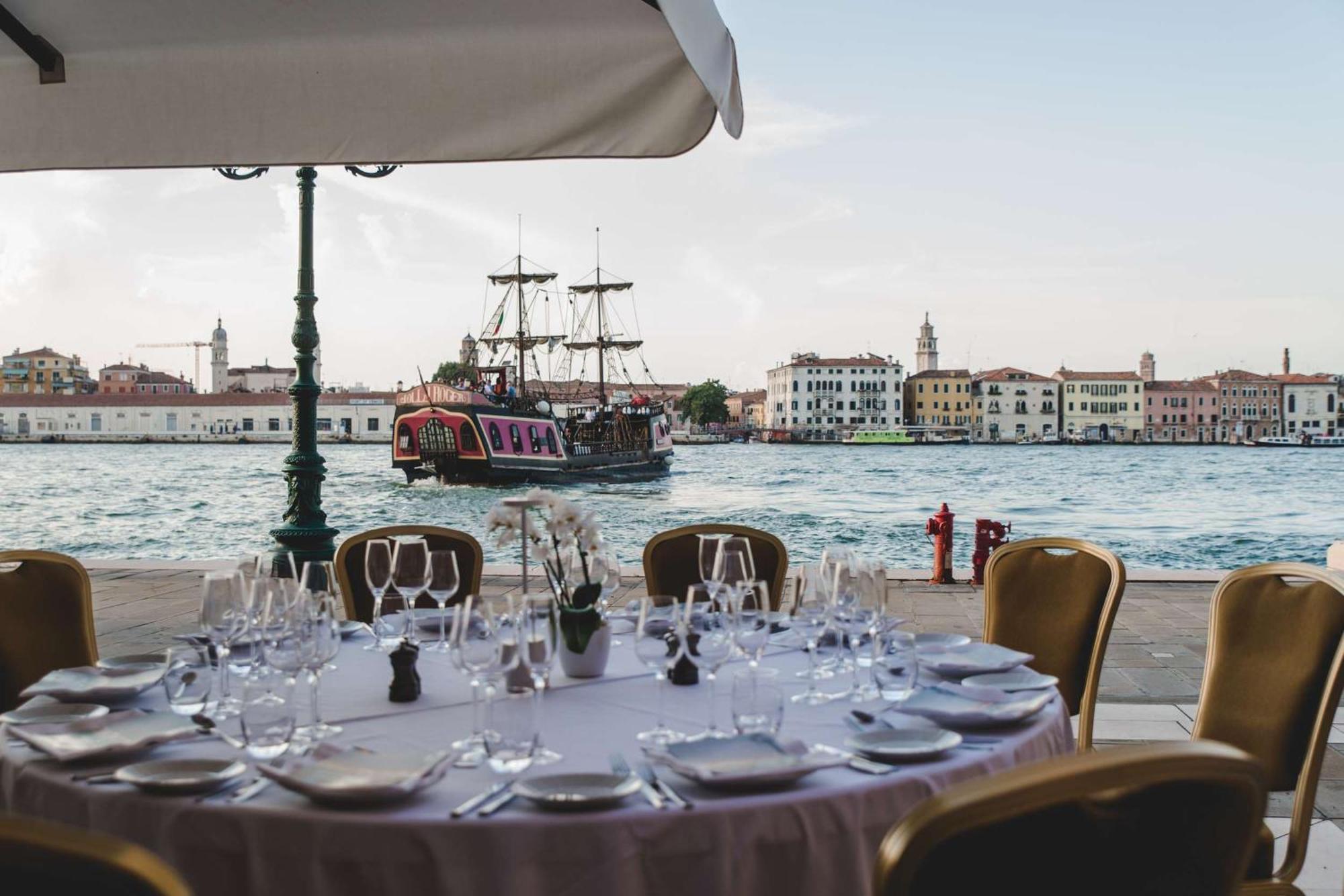 Hilton Molino Stucky Venezia Esterno foto The restaurant